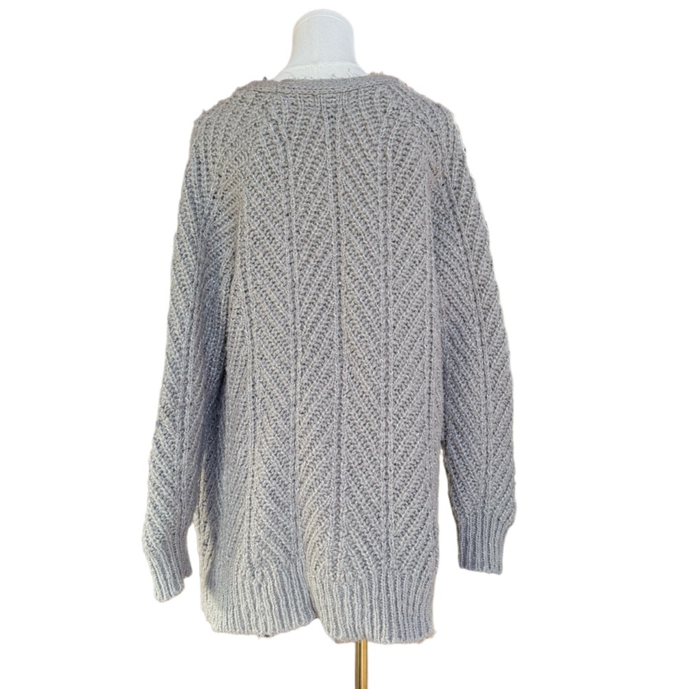 Universal Thread Gray Sweater - Picture 8 of 10
